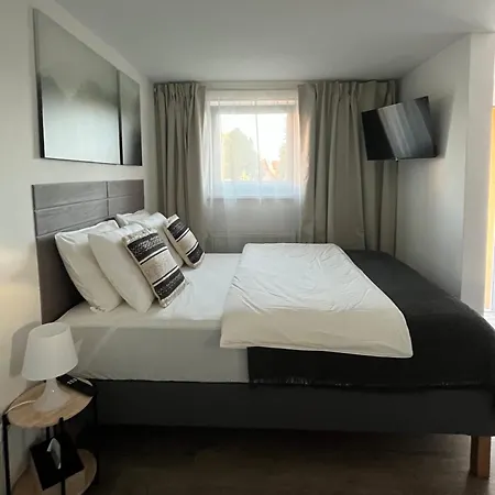 Mezi Krumlovem A Lipnem Apartment