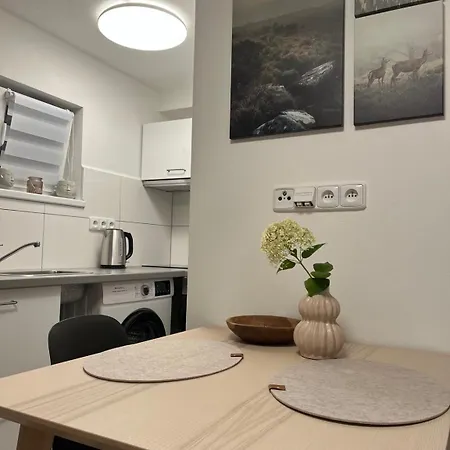 Apartment Mezi Krumlovem A Lipnem *