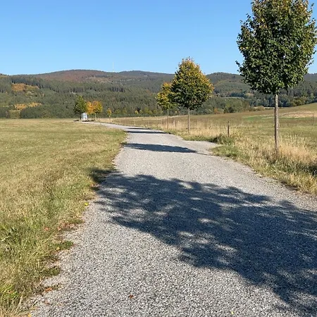 Mezi Krumlovem A Lipnem * Chvalšiny